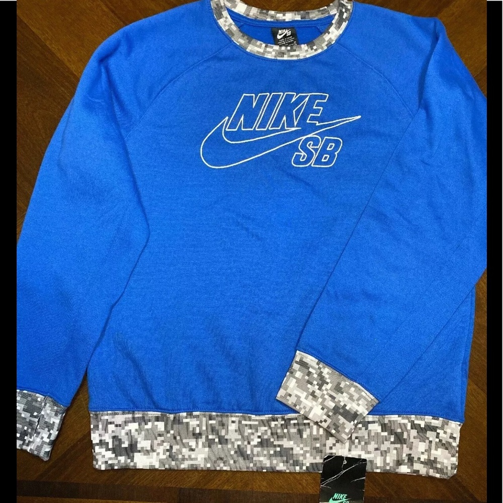 Nike SB sweatshirt boys XL